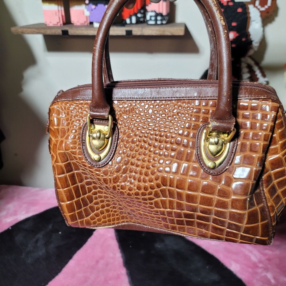 La Covina Split Leather Handbag - image 5